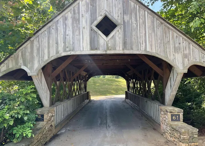 Hotel with Tennis: Grandover Resort & Spa, A Wyndham Grand Hotel